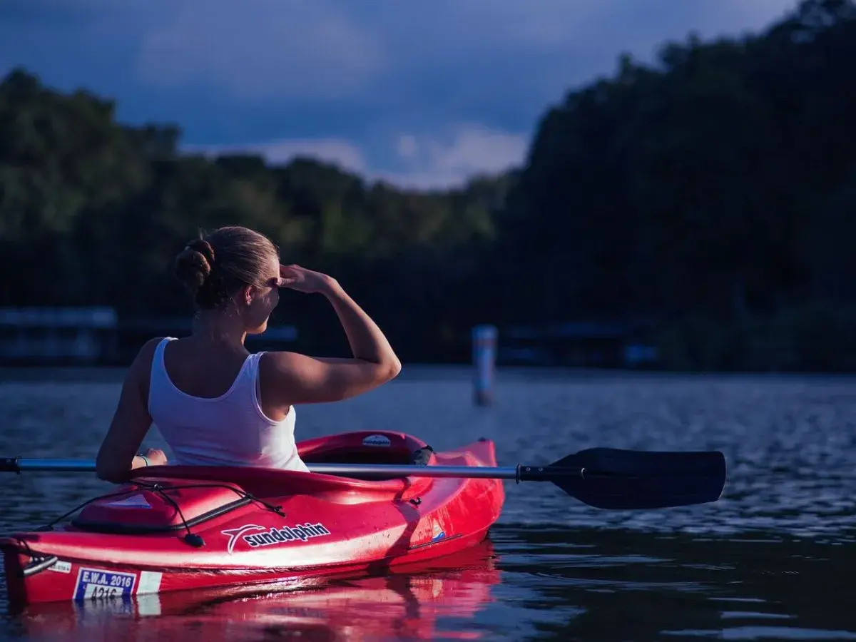 canoe webp