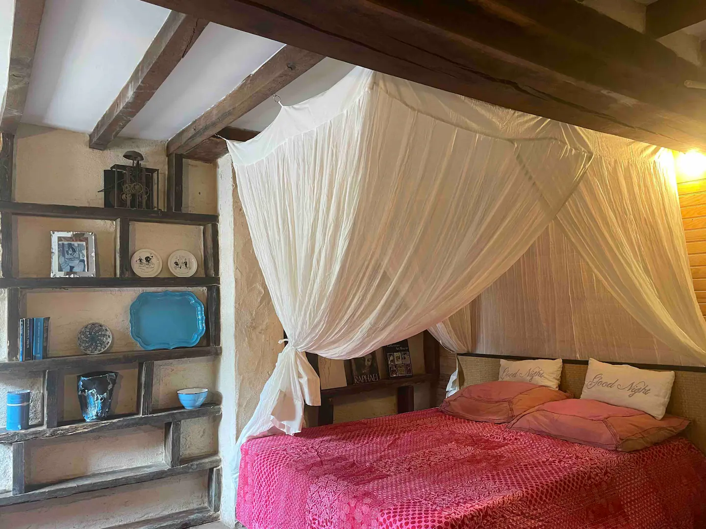 e1137fe8-2c6e-4ee4-8049-000a550e2c3e chambre gite bannay